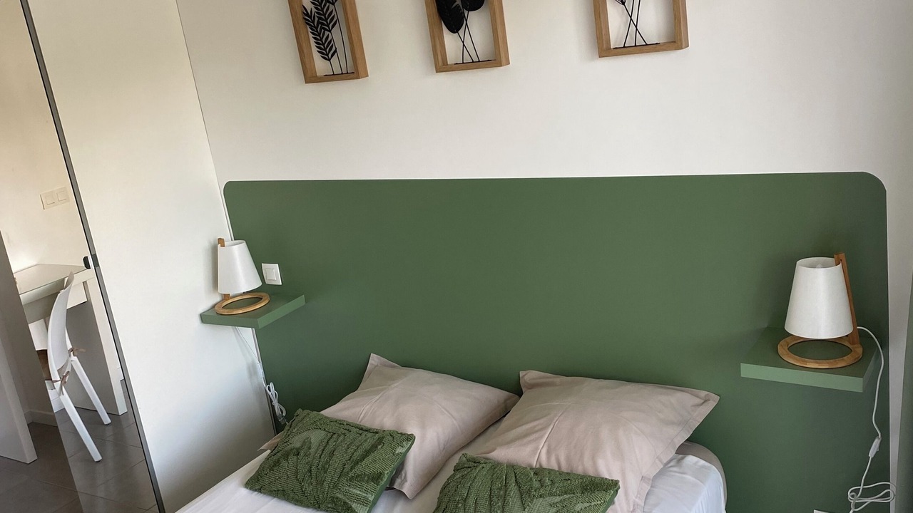 Photo of Bedroom in Juan-les-Pins