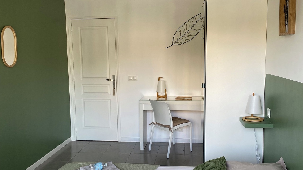 Photo of Bedroom in Juan-les-Pins