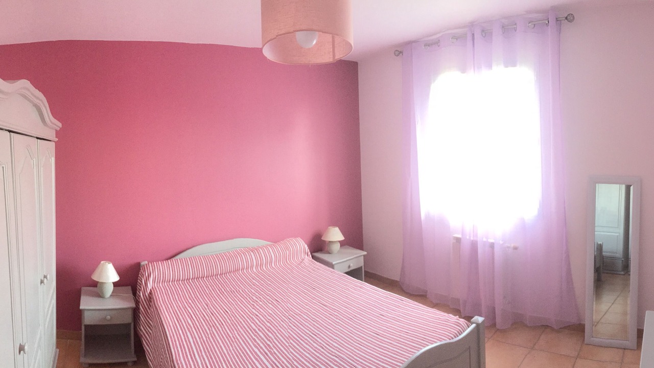 Photo of Bedroom in Chateaurenard