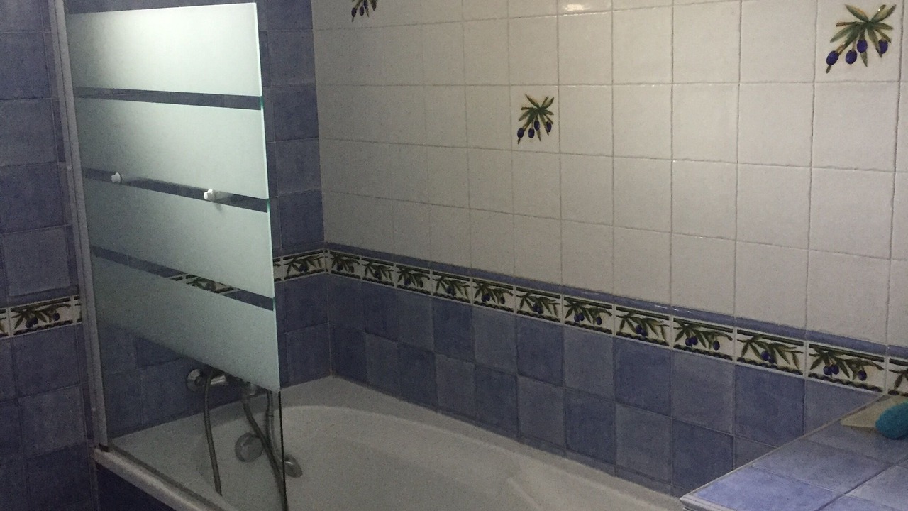 Photo of Bathroom in Chateaurenard