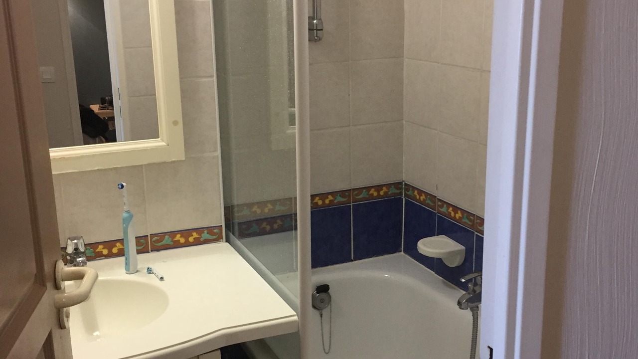 Photo of Bathroom in Six-Fours-les-Plages