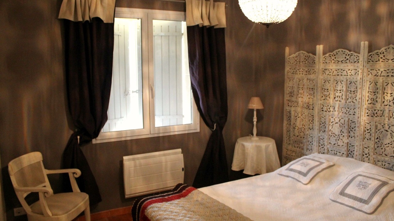 Photo of Bedroom in Eygalieres