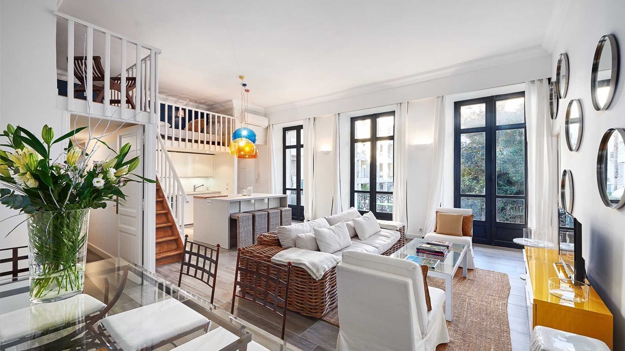 Photo of Livingroom in Cannes City Centre