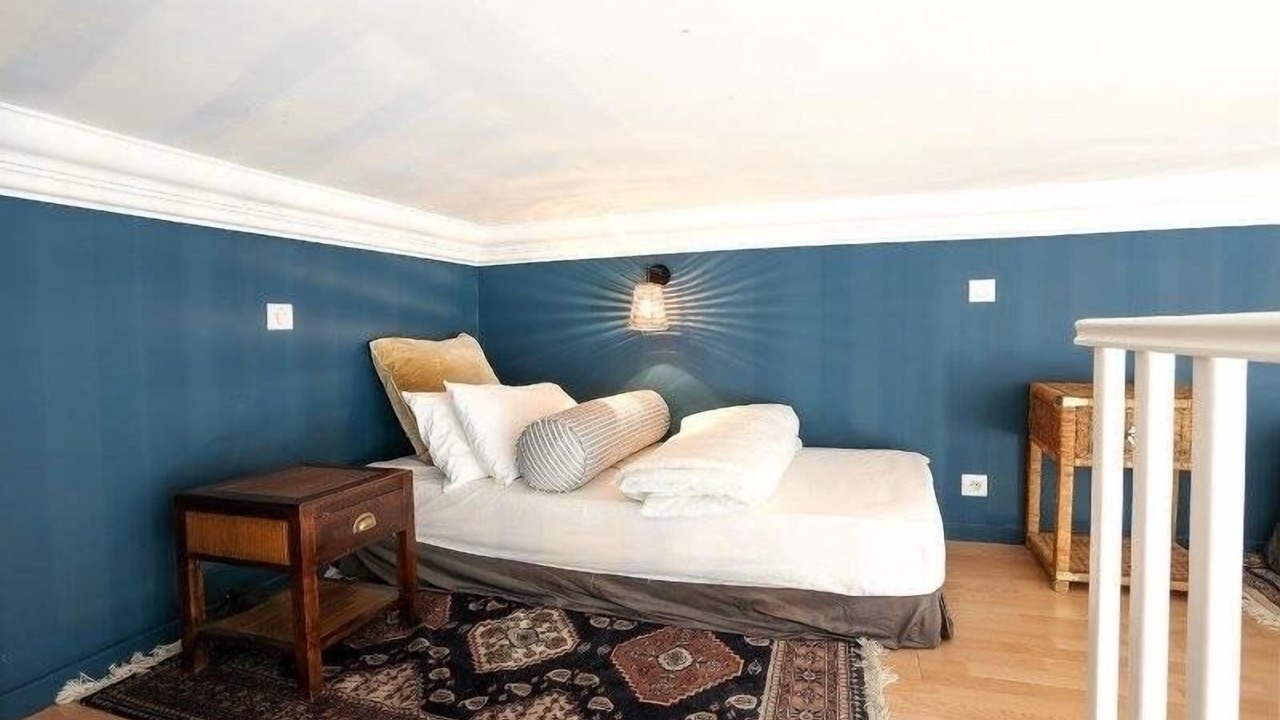 Photo of Bedroom in Cannes City Centre
