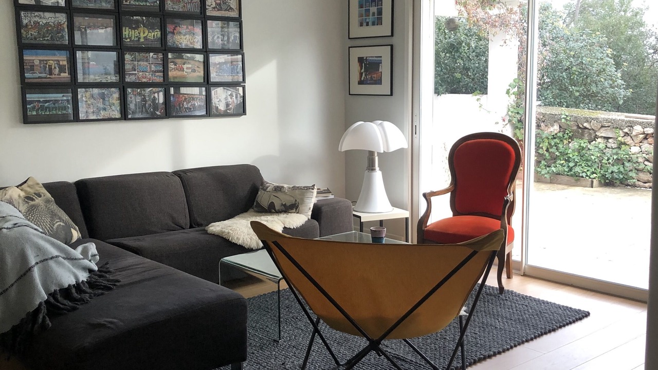 Photo of Livingroom in Hopitaux-Facultes