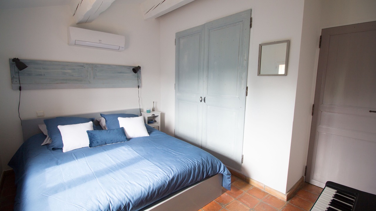 Photo of Bedroom in Eguilles