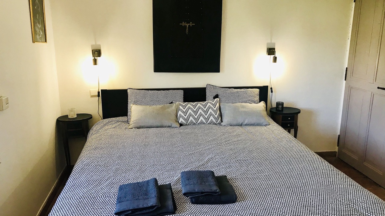 Photo of Bedroom in Eguilles