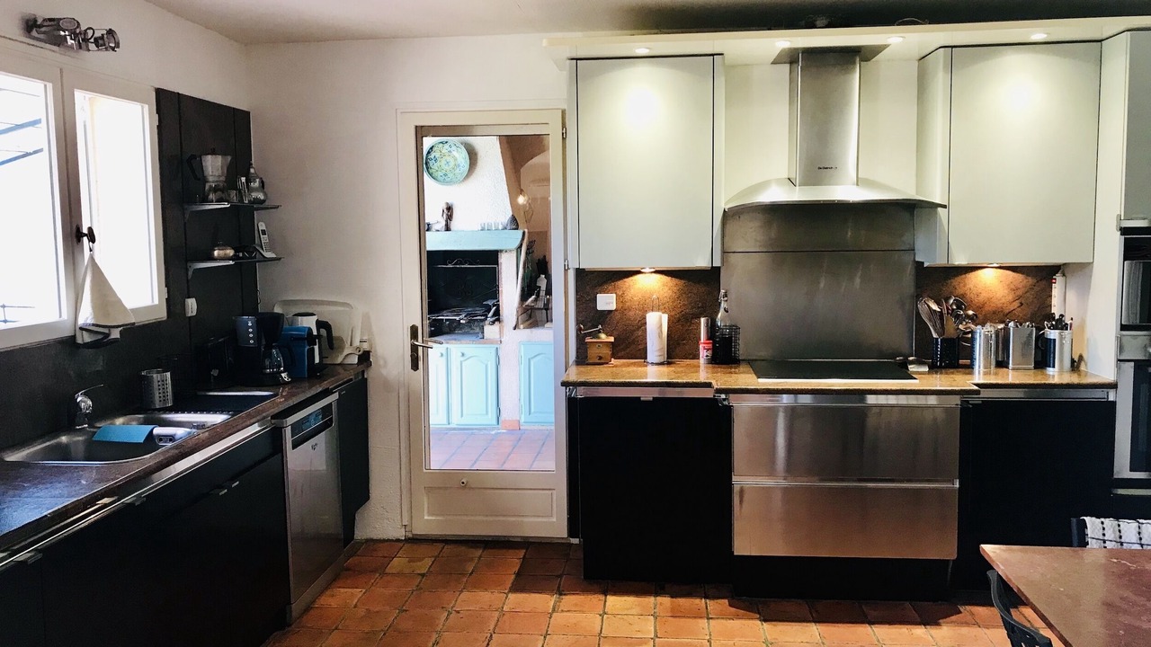 Photo of Kitchen in Eguilles