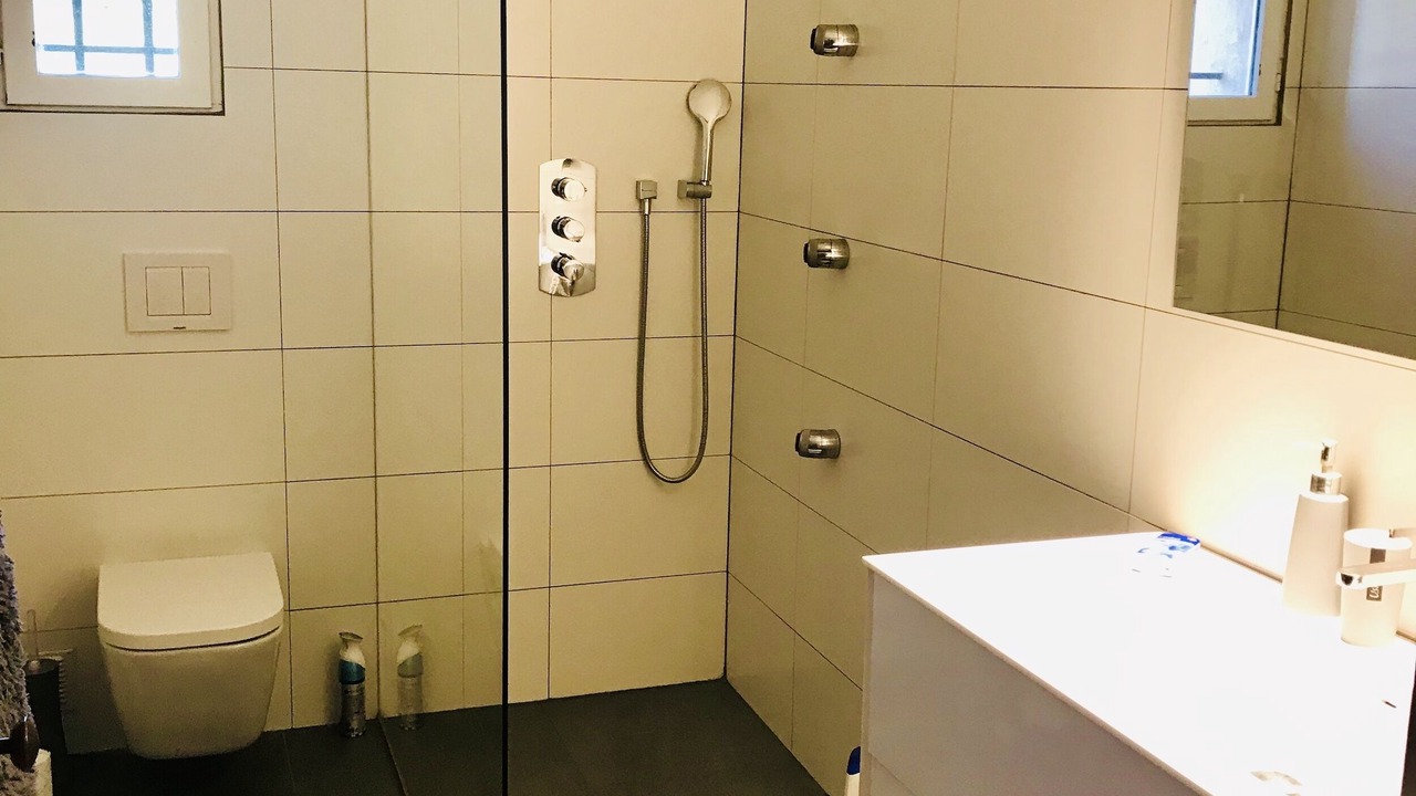 Photo of Bathroom in Eguilles