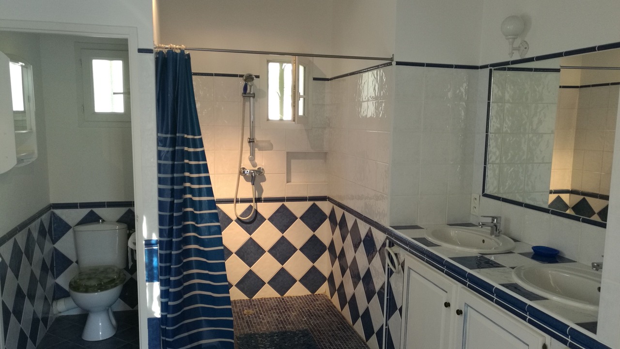 Photo of Bathroom in Robion