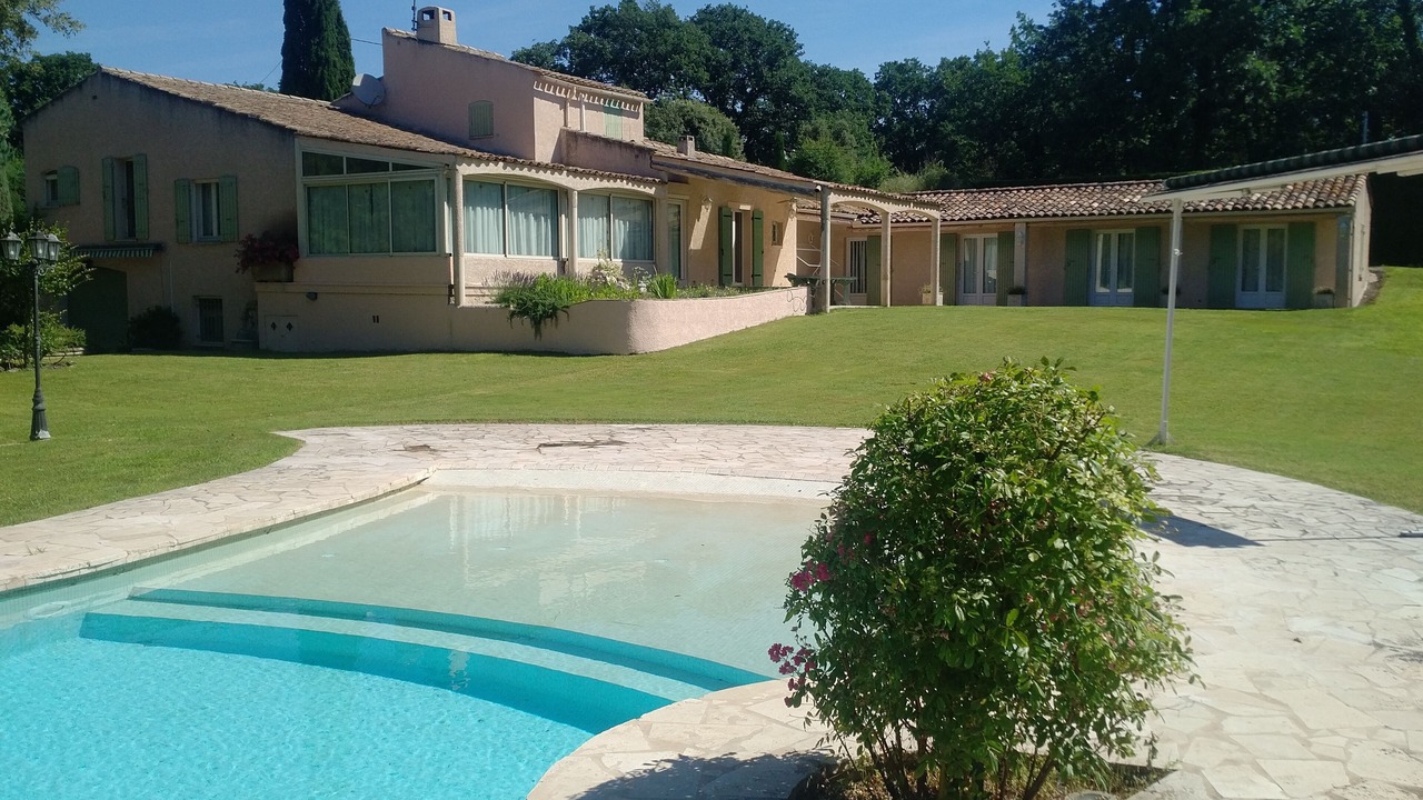 Photo of Outdoor in Robion