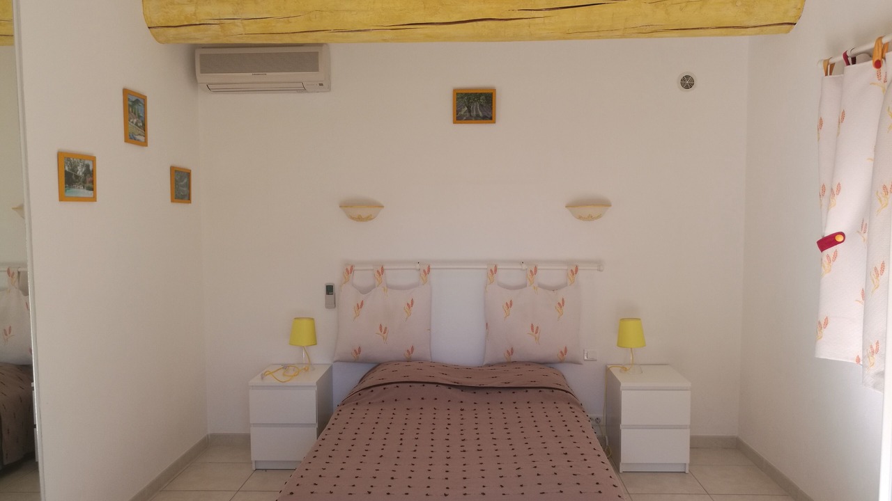 Photo of Bedroom in Robion