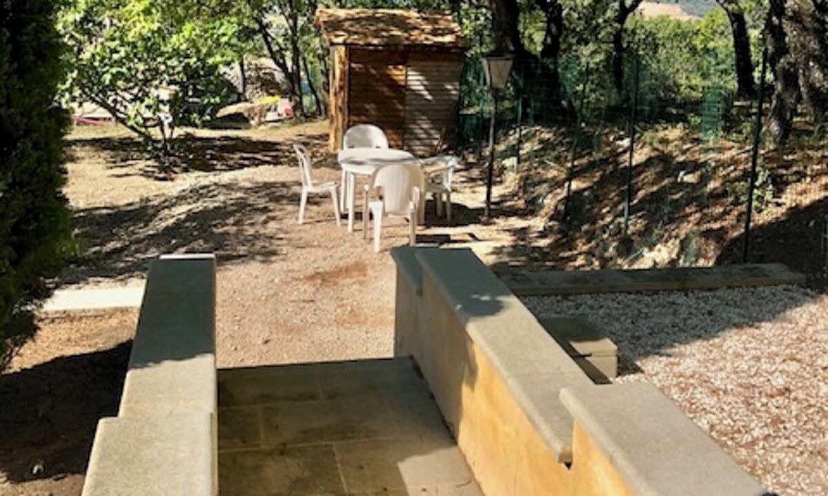 Photo of Patio Balcony in Malemort-du-Comtat
