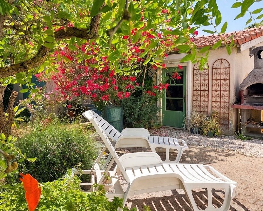 Photo of Patio Balcony in Port-Saint-Louis-du-Rhone