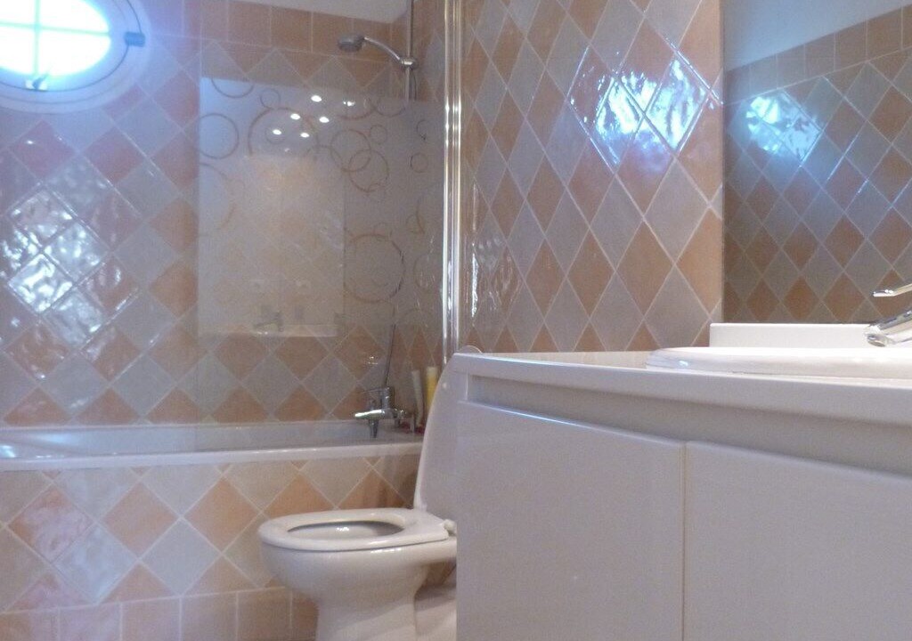 Photo of Bathroom in Gassin