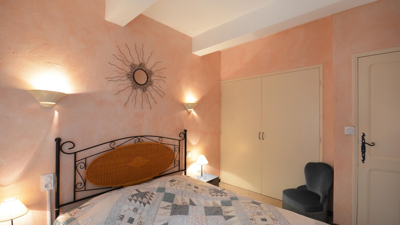 Photo of Bedroom in Sablet
