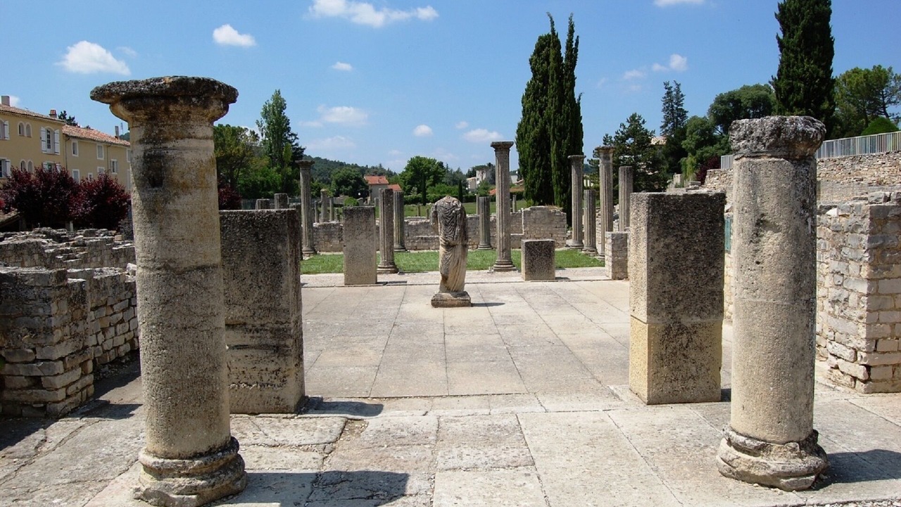 Photo of Others in Robion