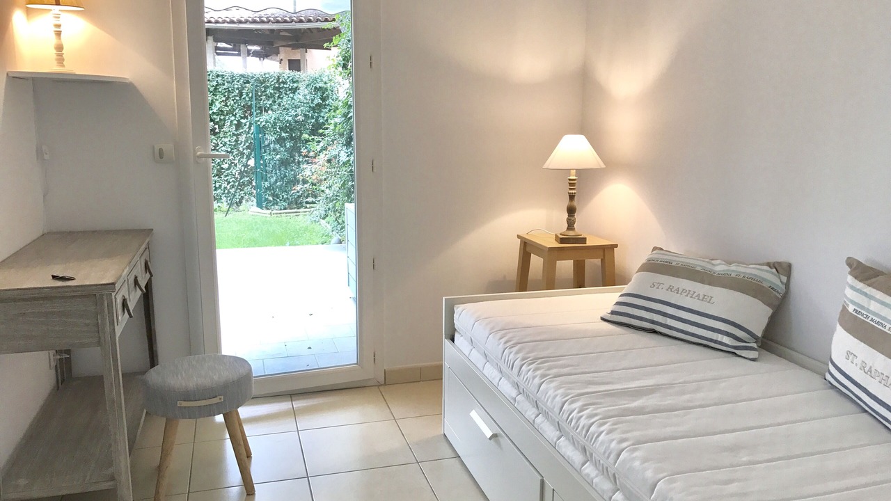 Photo of Bedroom in Boulouris-sur-Mer