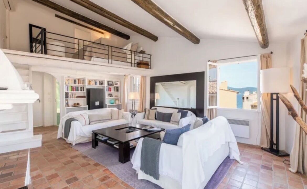 Photo of Livingroom in Old Town