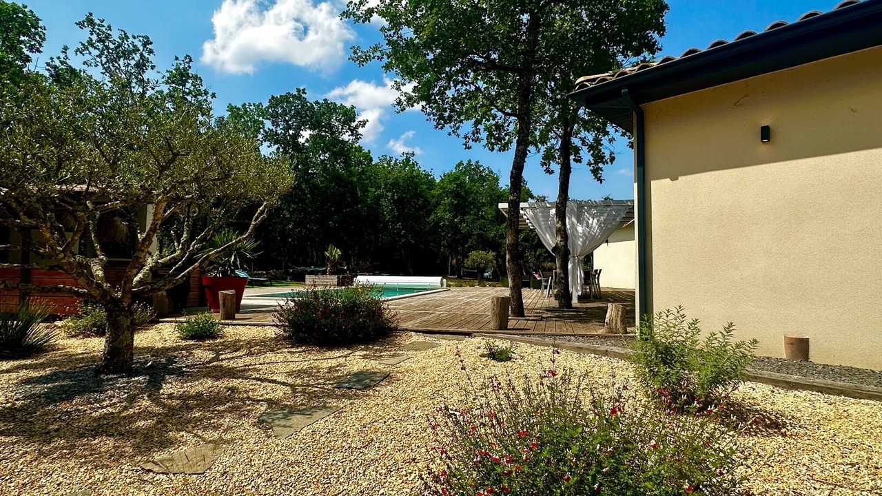 Photo of Outdoor in Labastide-de-Virac