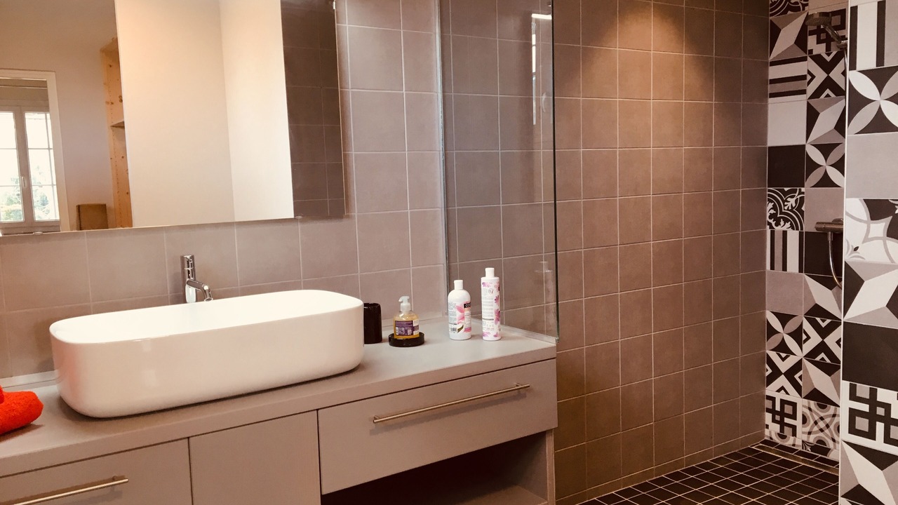 Photo of Bathroom in La Roque-d'Antheron