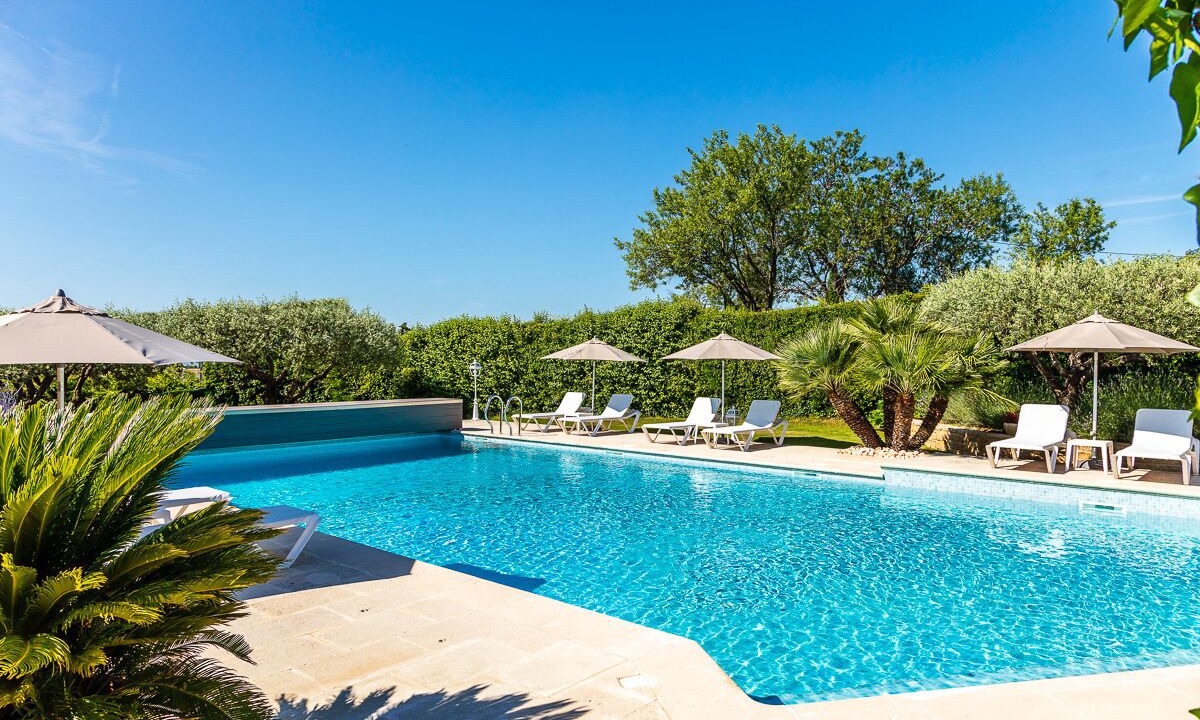 Photo of Outdoor in Crillon-le-Brave