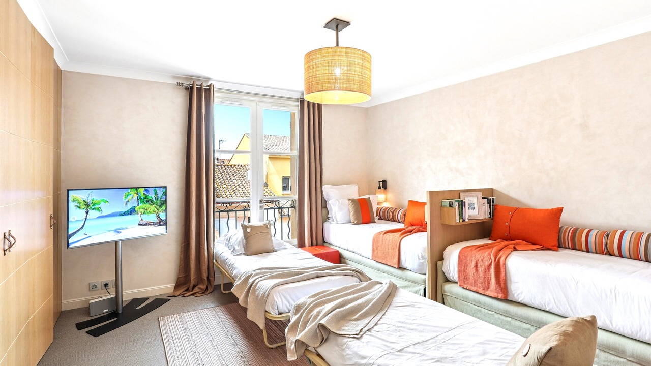 Photo of Bedroom in Saint-Tropez City Centre