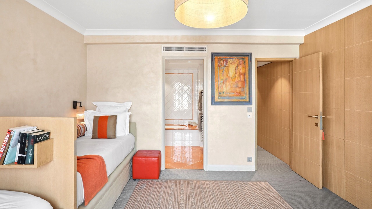 Photo of Bedroom in Saint-Tropez City Centre