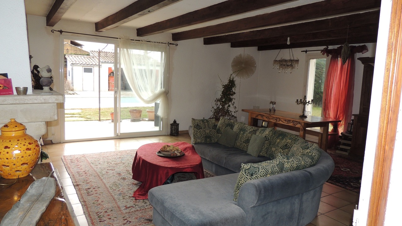 Photo of Livingroom in Crestet