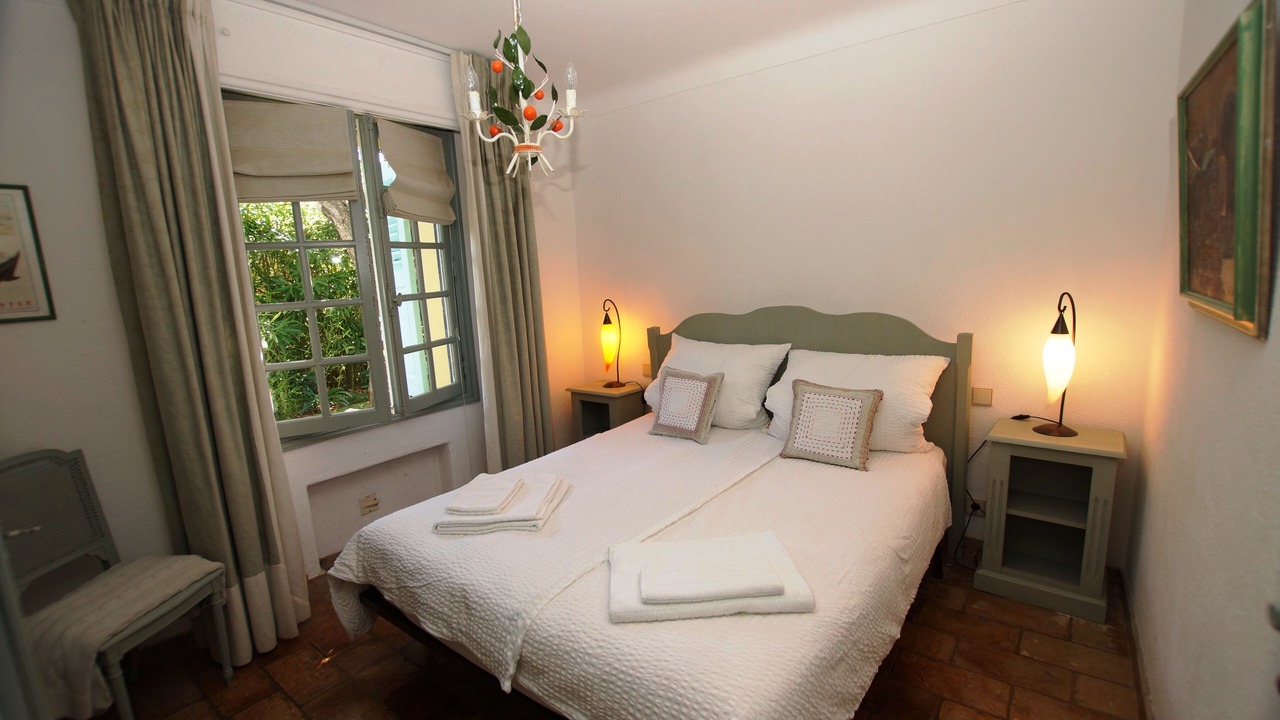 Photo of Bedroom in Saint-Tropez