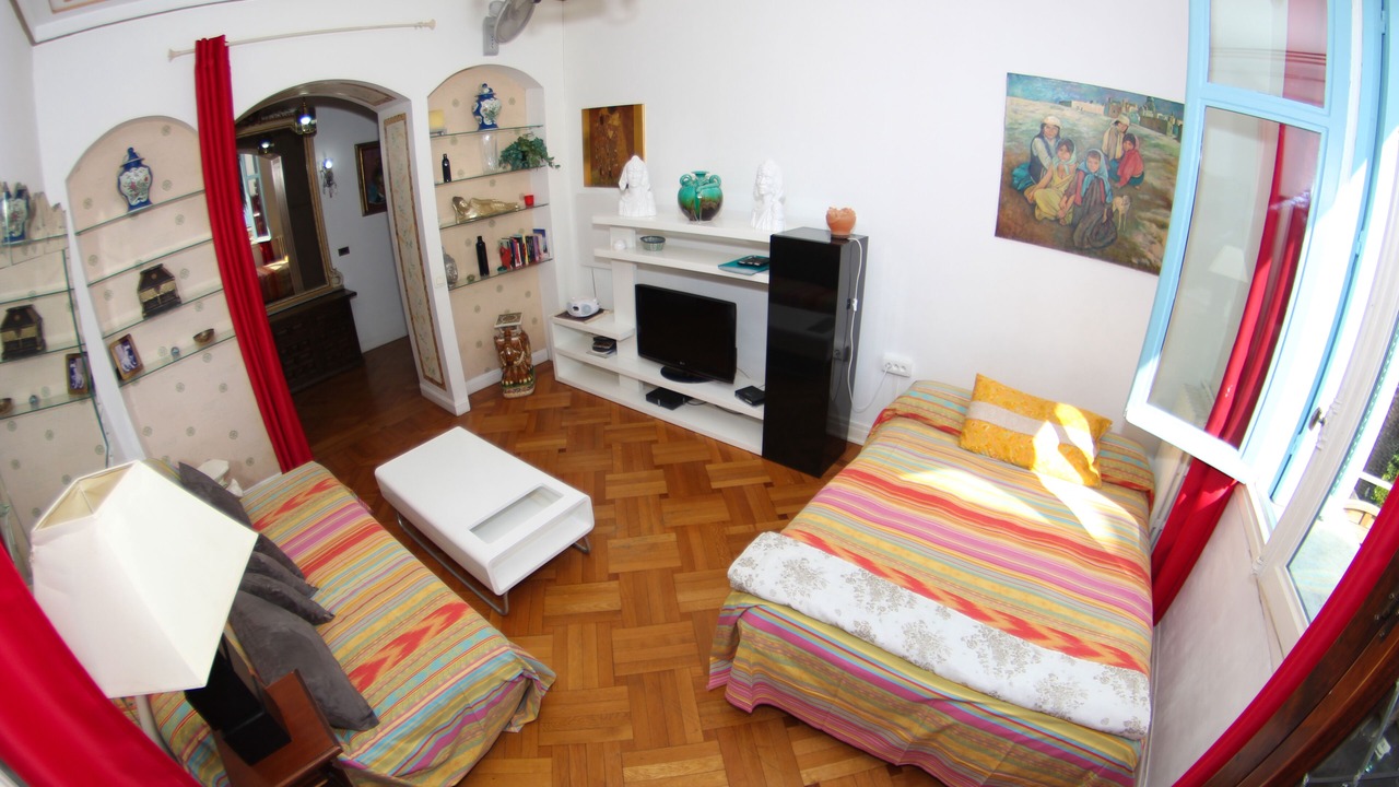 Photo of Bedroom in Nice City Centre