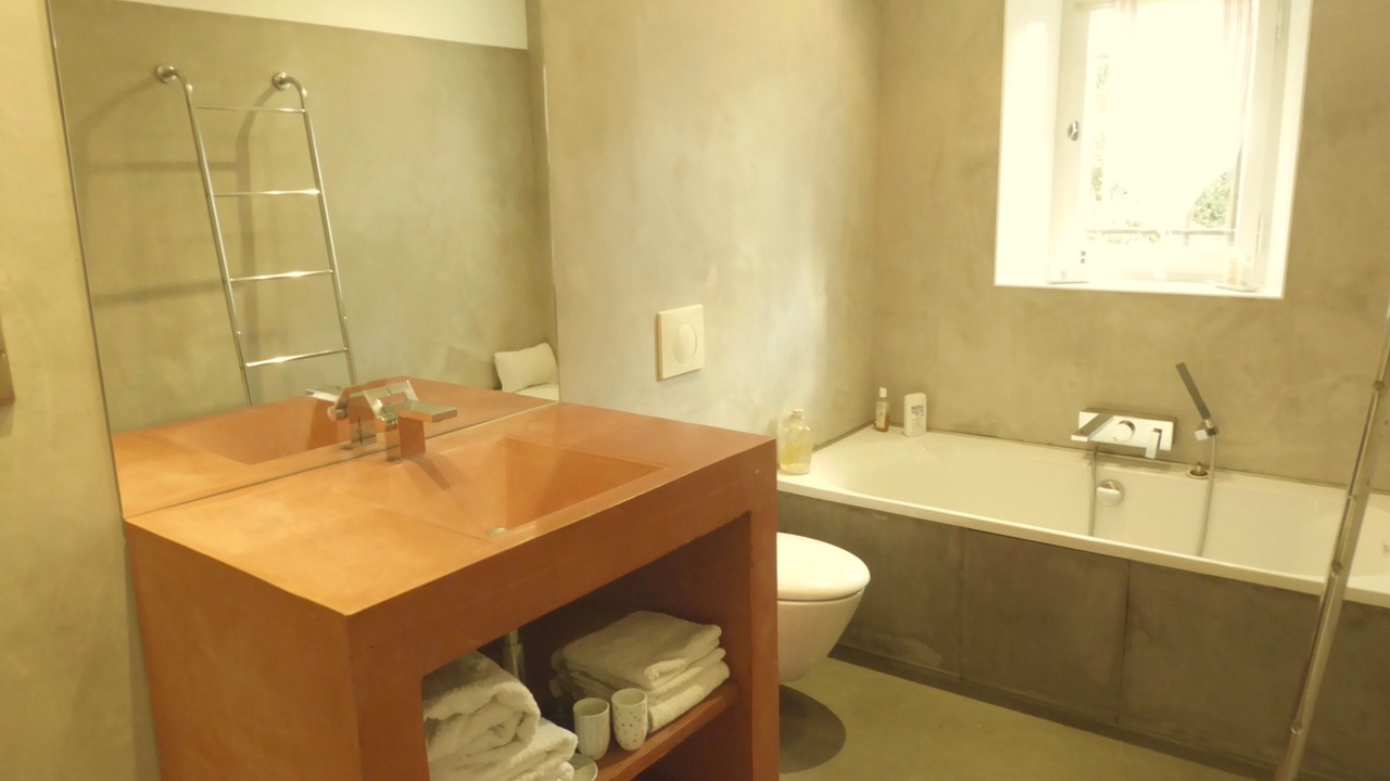 Photo of Bathroom in Eygalieres