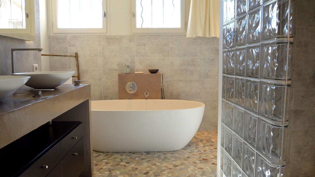 Photo of Bathroom in Gordes