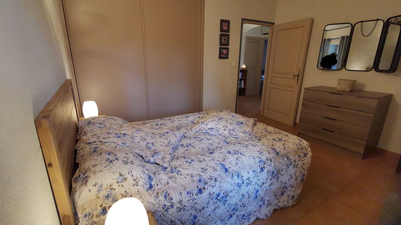 Photo of Bedroom in Chateaurenard
