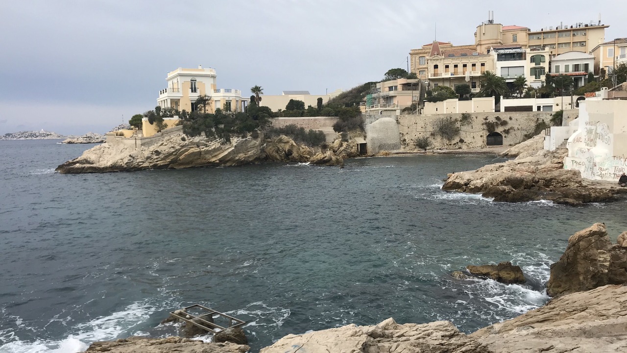 Photo of Others in Roucas-Blanc