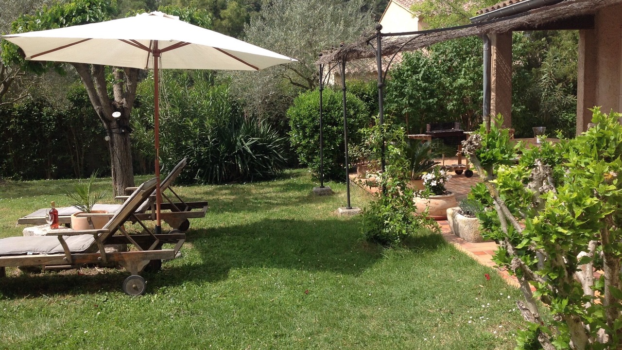 Photo of Outdoor in Maubec