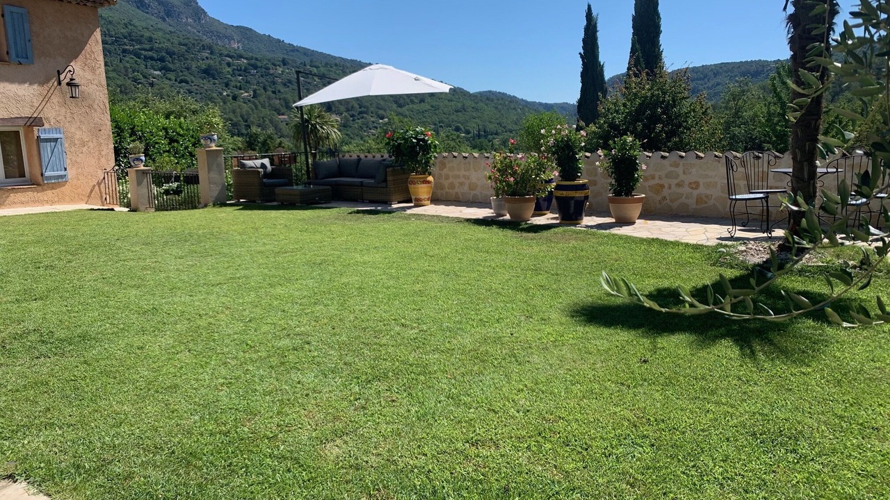 Photo of Patio Balcony in Le Bar-sur-Loup
