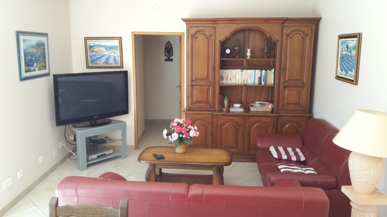 Photo of Livingroom in Saint-Genies-de-Fontedit