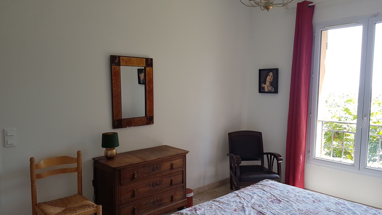 Photo of Bedroom in Eguilles