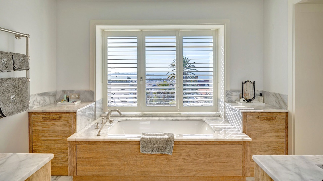 Photo of Kitchen in California - Pezou