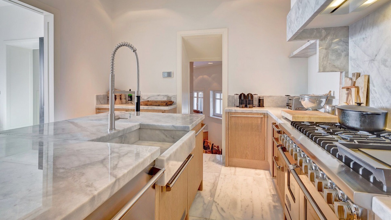 Photo of Kitchen in California - Pezou