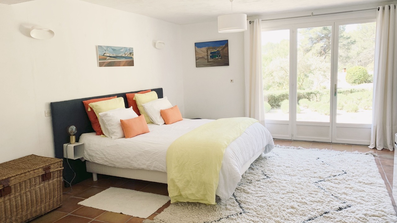 Photo of Bedroom in Eguilles