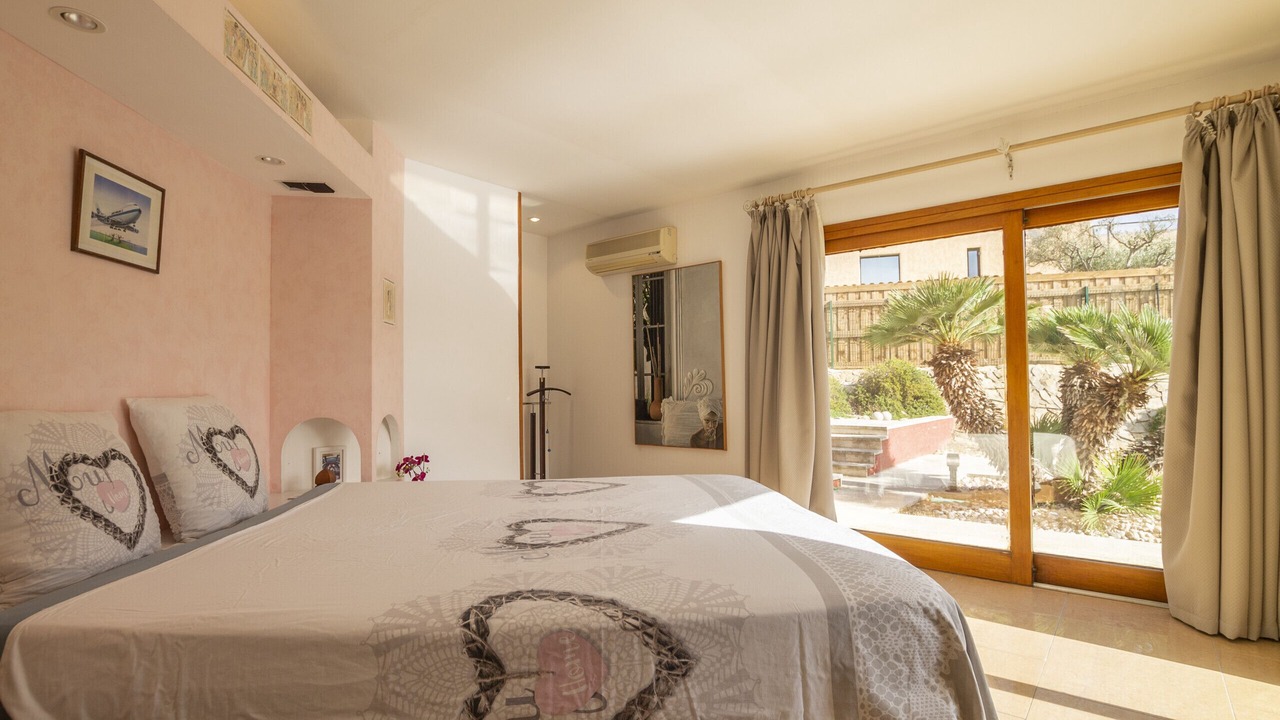 Photo of Bedroom in Giens