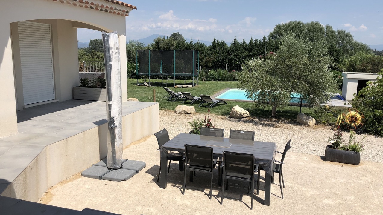 Photo of Outdoor in Bedarrides