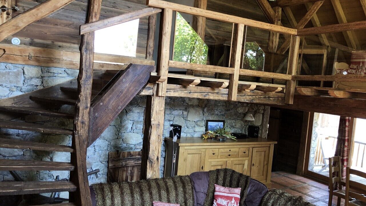 Photo of Livingroom in Montgellafrey