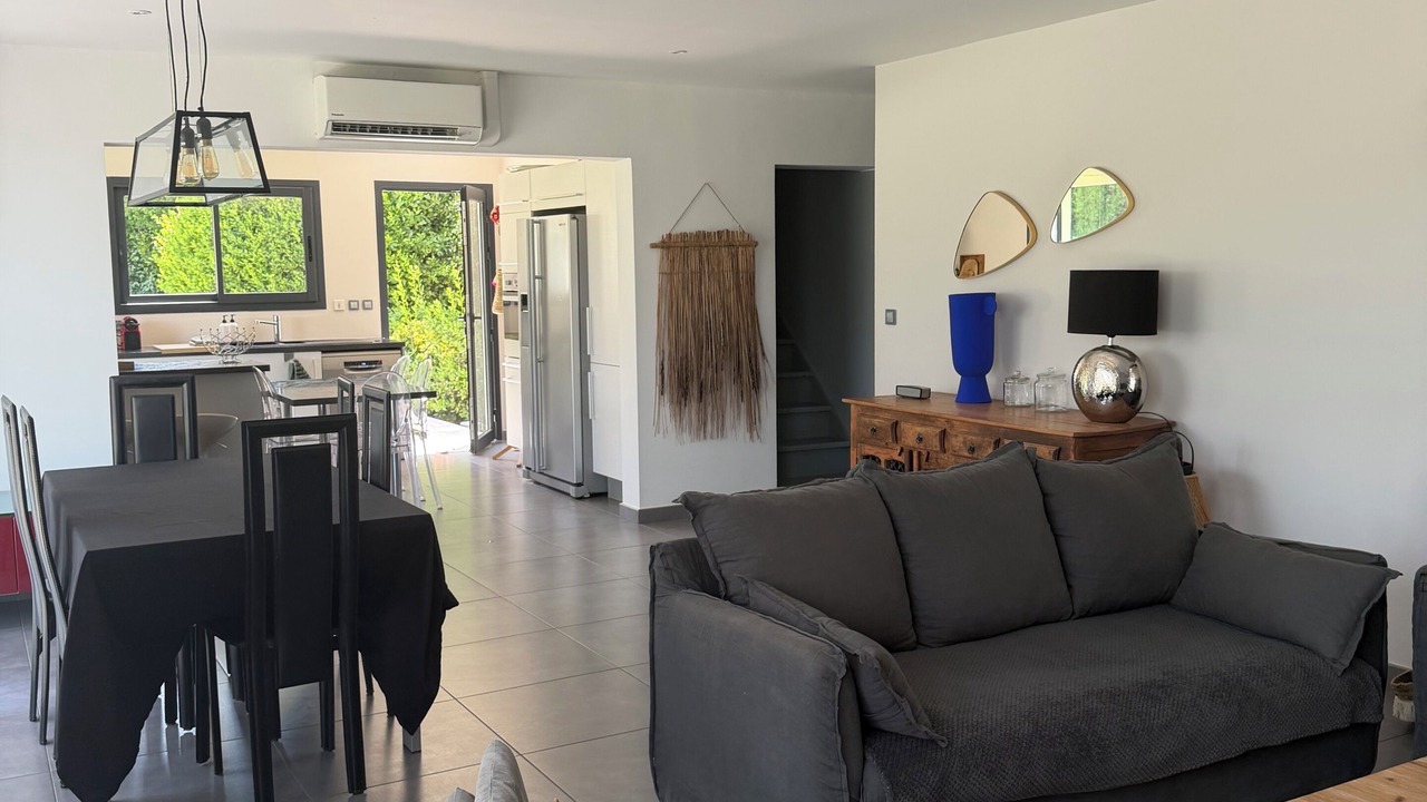 Photo of Livingroom in Eyragues