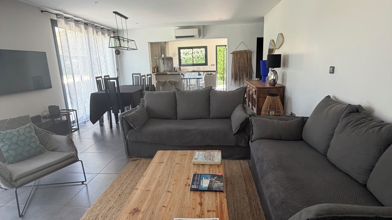 Photo of Livingroom in Eyragues