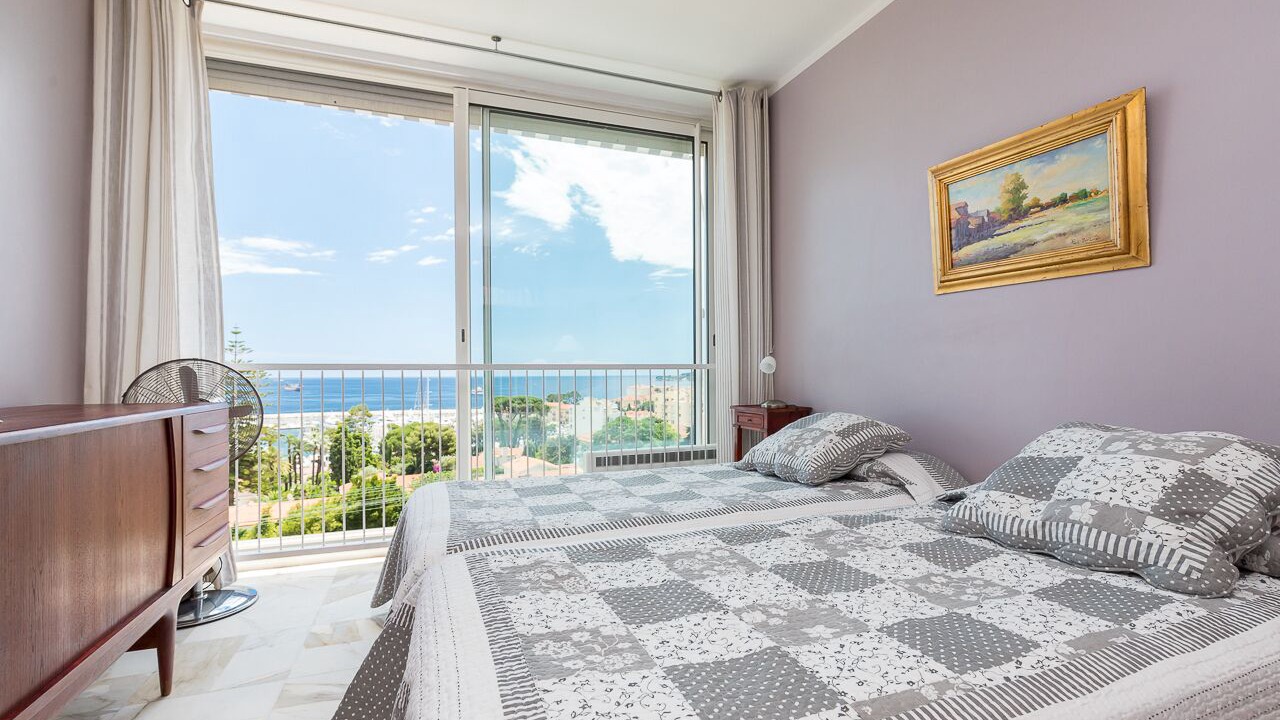 Photo of Bedroom in Beaulieu-sur-Mer
