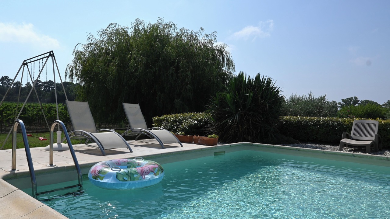 Photo of Outdoor in Caromb