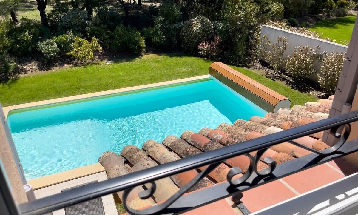 Photo of Outdoor in Pont Royal